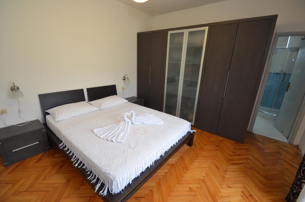 Apartments Ivetic Kotor Rum bild