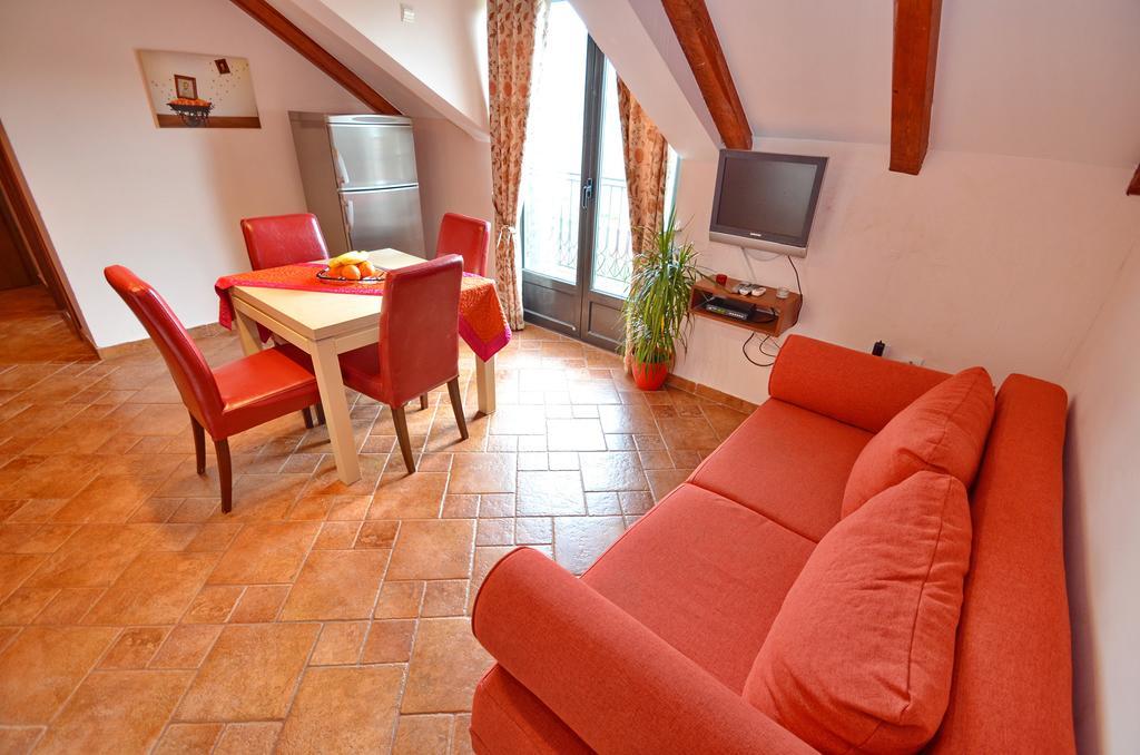 Apartments Ivetic Kotor Rum bild