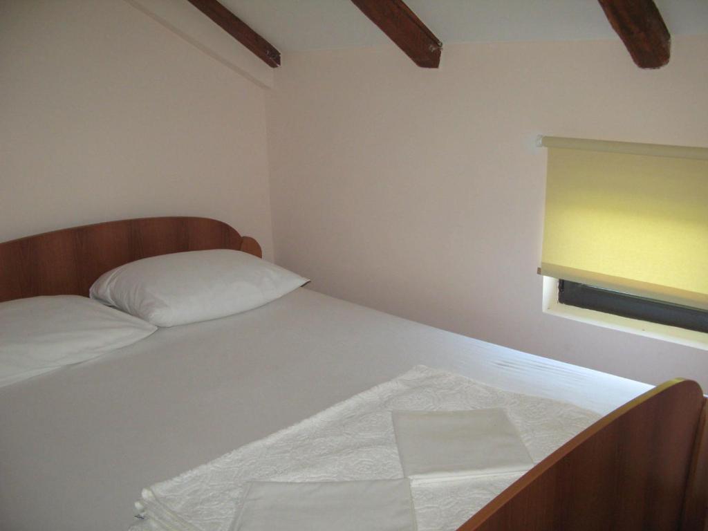 Apartments Ivetic Kotor Rum bild